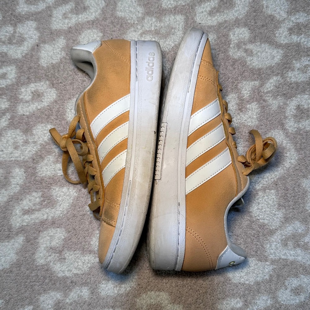 Adidas Sneakers Mustard Yellow Suede‎ Womens 8.5
